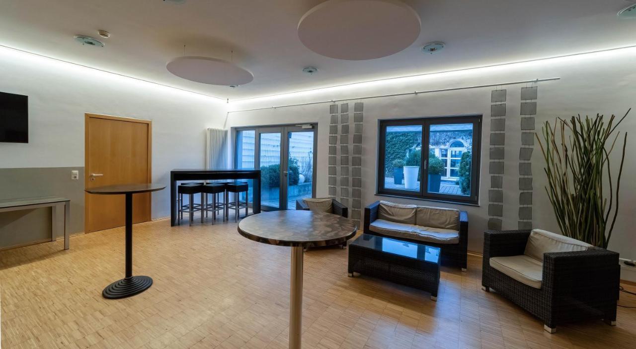 Hotel Feyrer เซนเดน ภายนอก รูปภาพ