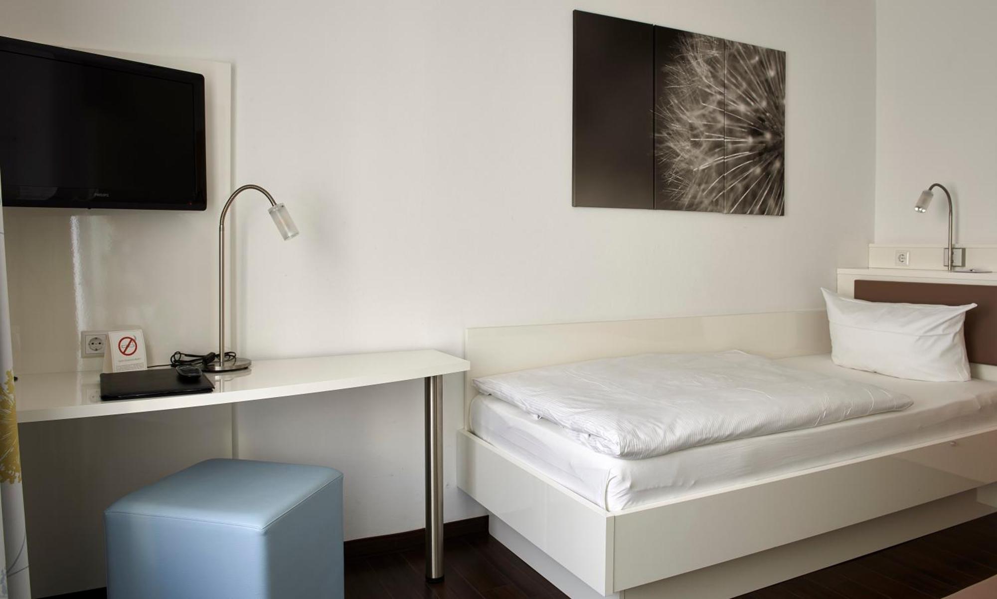 Hotel Feyrer เซนเดน ภายนอก รูปภาพ