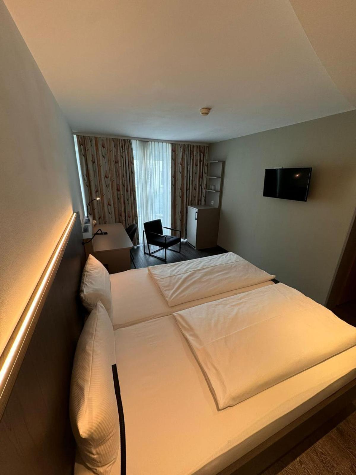 Hotel Feyrer เซนเดน ภายนอก รูปภาพ
